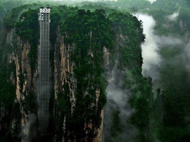 去湖南长沙旅游攻略及费用是多少，跟团去大概要多少钱